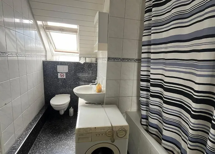 Highway Vinckestrasse بيت ضيافة